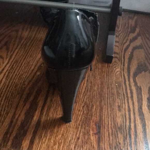 Steve Madden heels. Great condition. - Picture 2 of 4